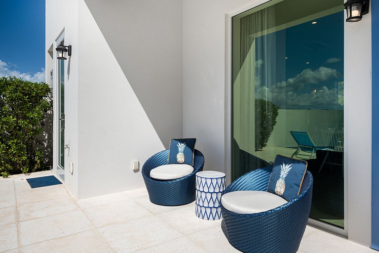 Tci019 – Cozy beachside villa in Long Bay