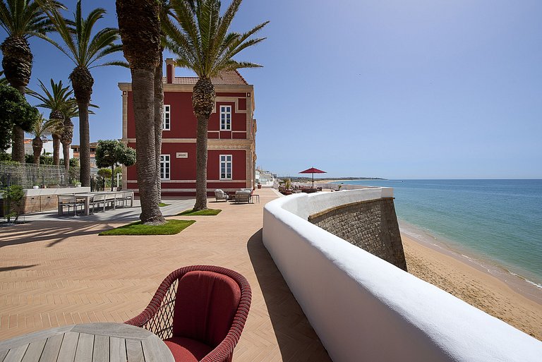 Alg020 - Villa en el corazón de Armação de Pêra