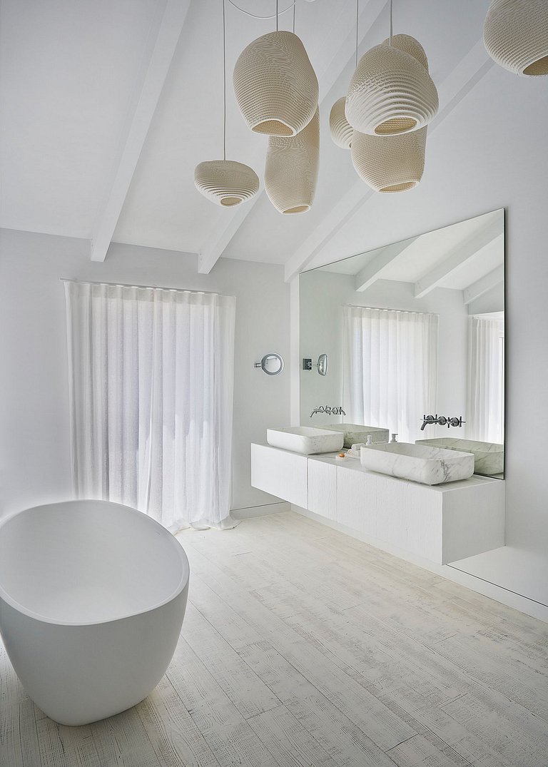 Alg020 - Villa no coração de Armação de Pêra