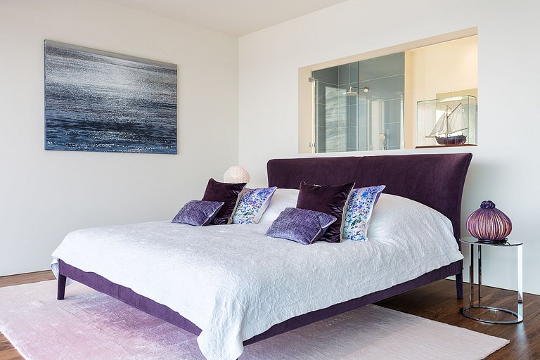 Alg002 - Clifftop Elegance with Ocean Views