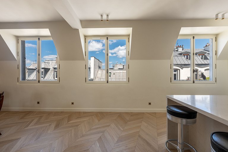 Par157 - Elegância parisiense ao lado da Ópera