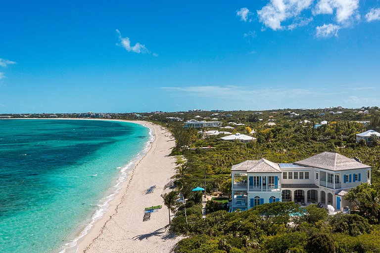 Tci001 – Elegant beachfront villa in Turtle Cove