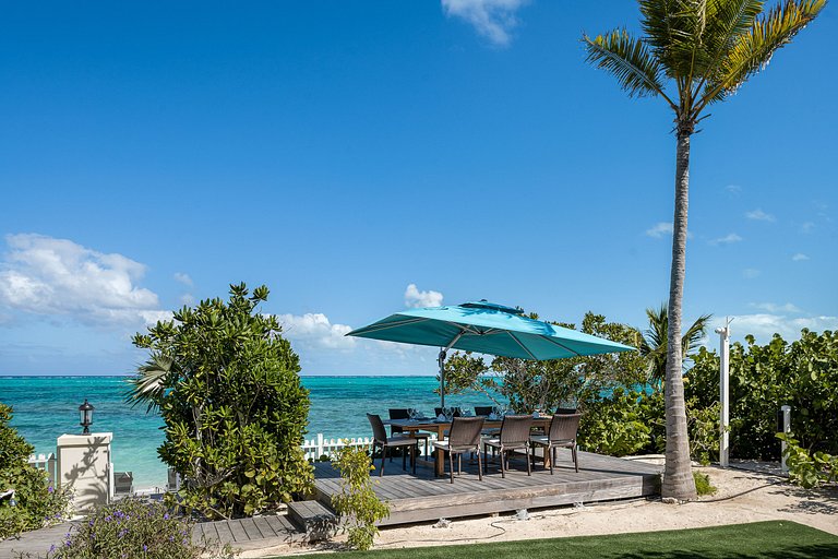 Tci001 – Elegant beachfront villa in Turtle Cove