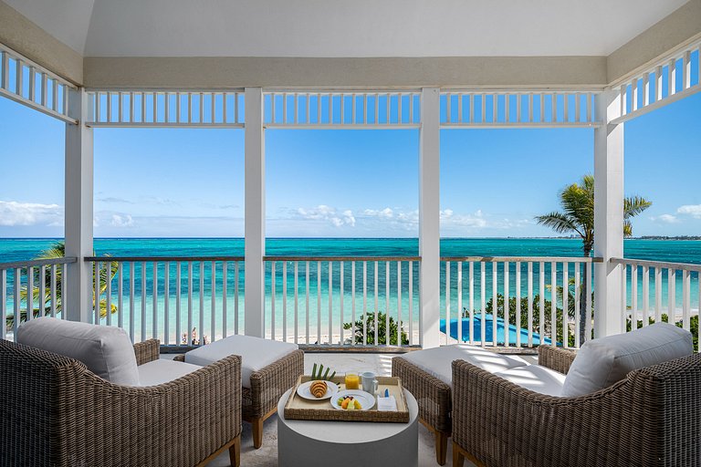 Tci001 – Elegant beachfront villa in Turtle Cove