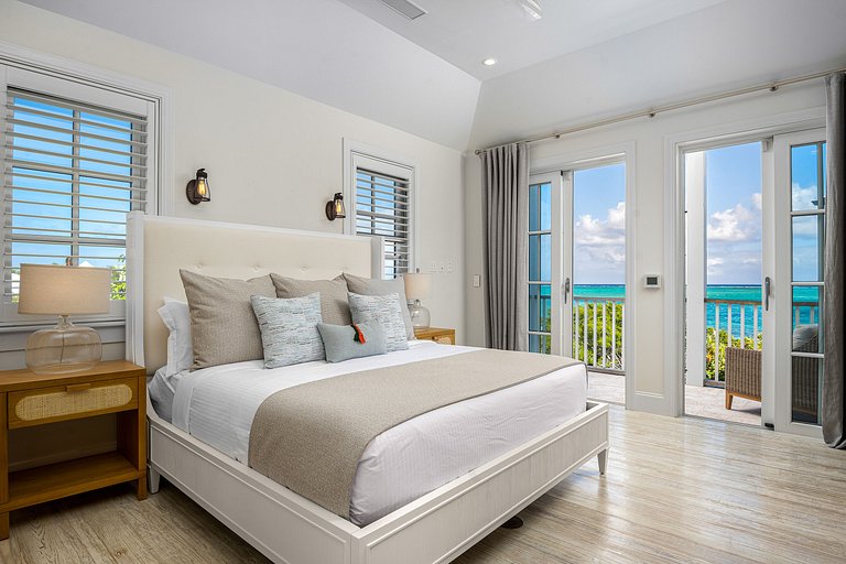 Tci001 – Villa elegante frente al mar en Turtle Cove