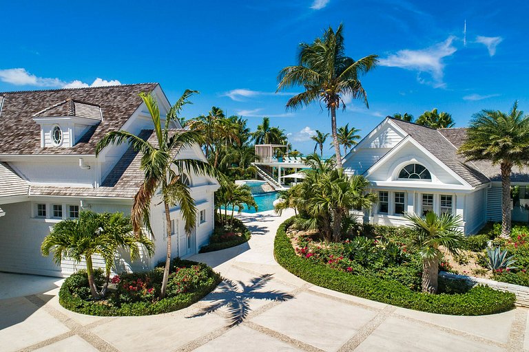 Tci007 - Villa de luxe en bord de mer à Grace Bay