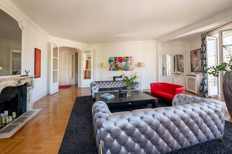 Par147 - Spacious apartment close to Parc Monceau