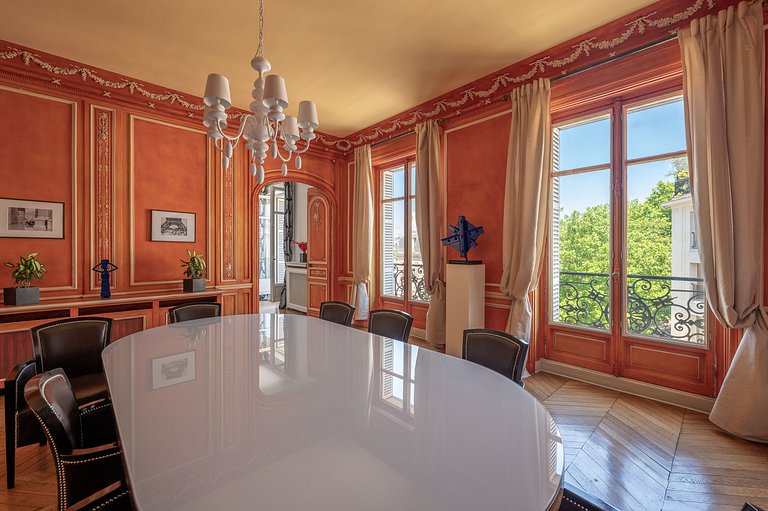 Par147 - Spacious apartment close to Parc Monceau