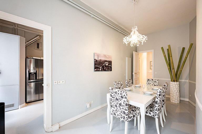 Par147 - Apartamento cerca del Parque Monceau