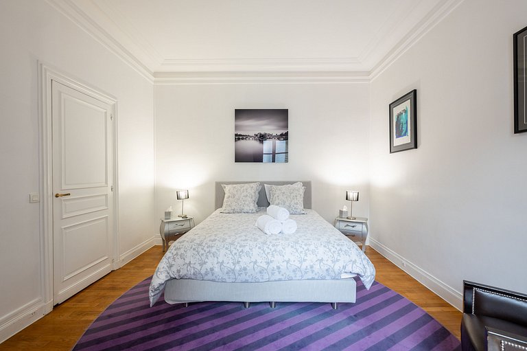Par147 - Spacious apartment close to Parc Monceau