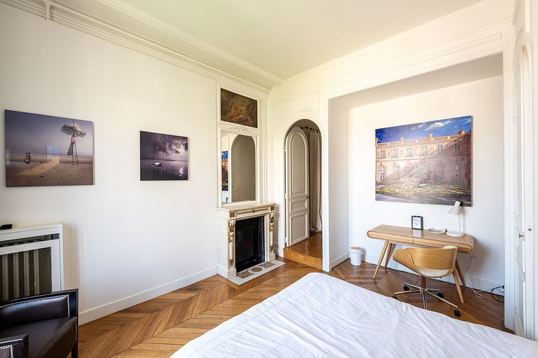 Par147 - Spacious apartment close to Parc Monceau