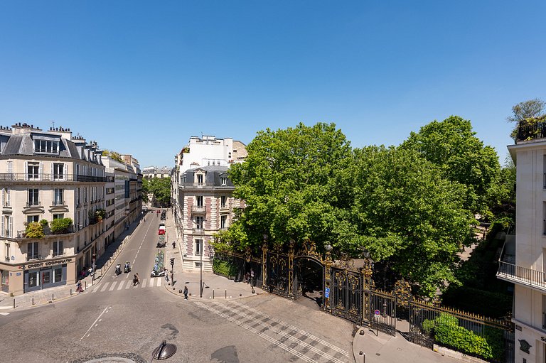 Par147 - Spacious apartment close to Parc Monceau