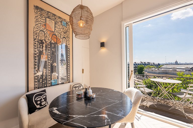 Par066 – Prestige & Iconic Paris Views