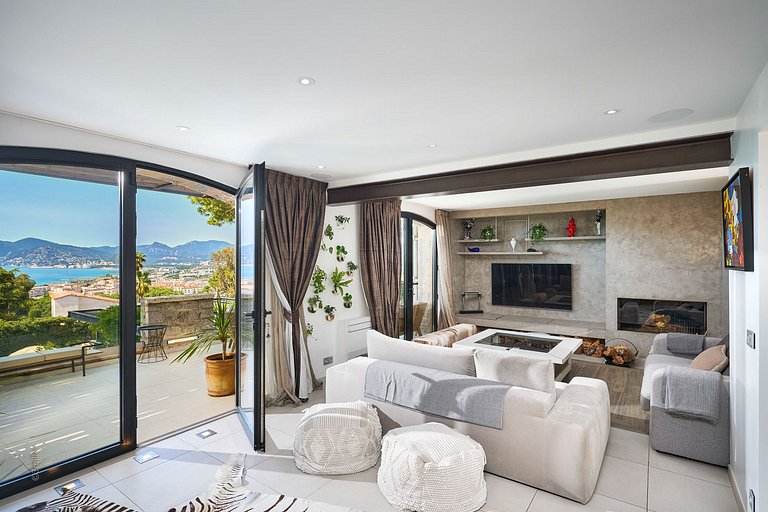 Azu073 - Elegant Stone Villa with Sea View
