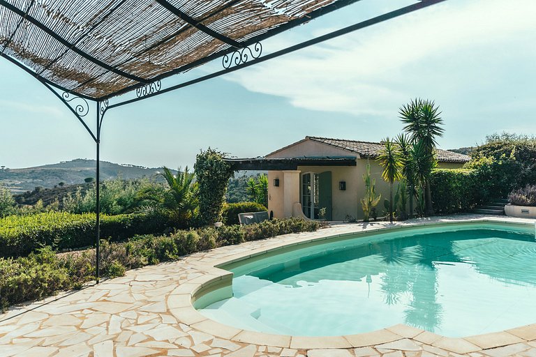Azu056 - Villa with pool in Ramatuelle