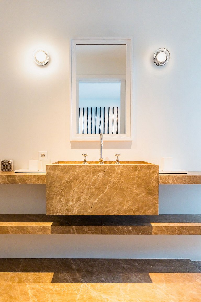 Azu056 - Vila com piscina em Ramatuelle