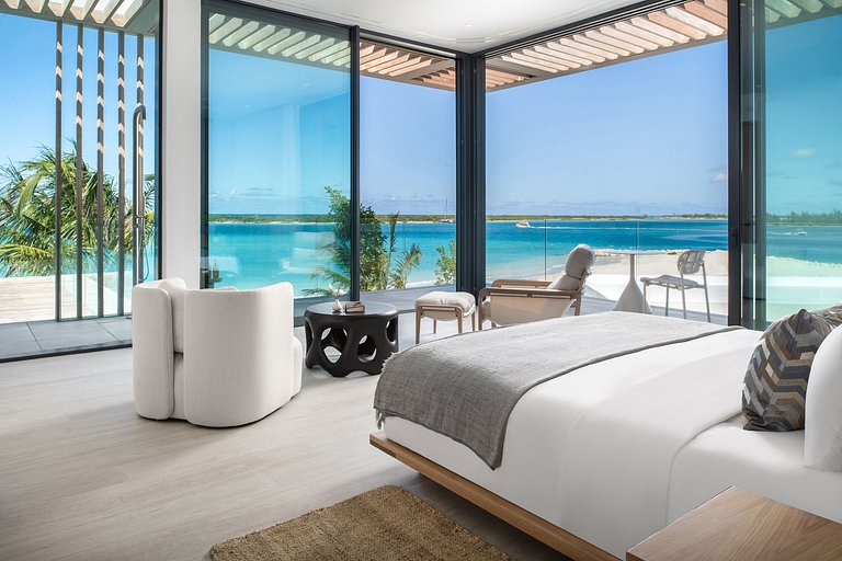 Tci009 – Luxury beachfront villa in Emerald Point