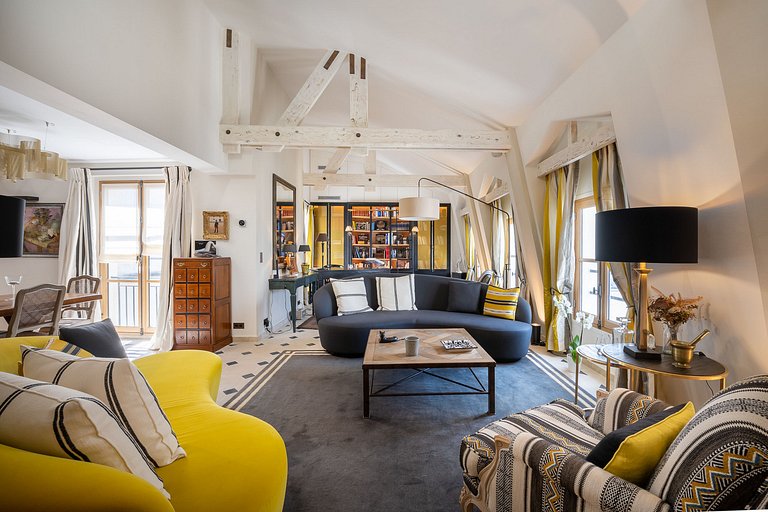 Par014 - Exceptional Penthouse in Saint-Germain