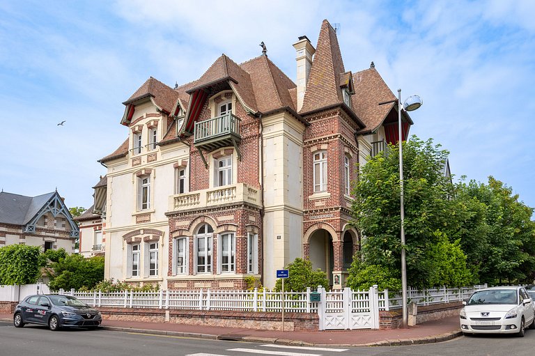 Nor014 - Elegant Deauville Home with Garden