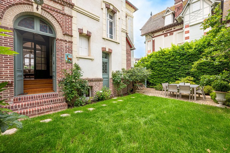 Nor014 - Elegant Deauville Home with Garden