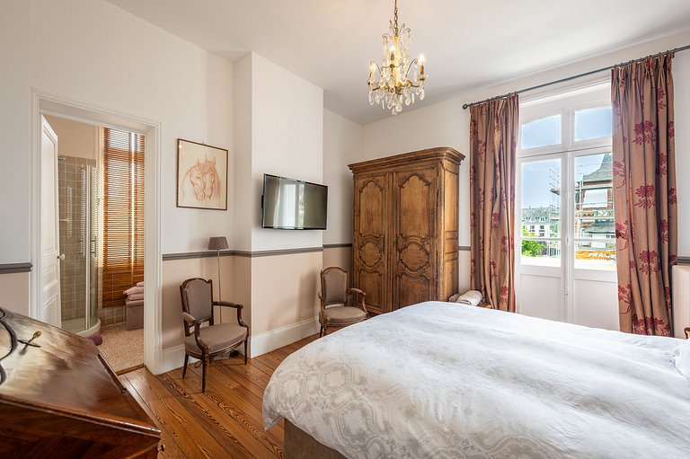 Nor014 - Elegant Deauville Home with Garden