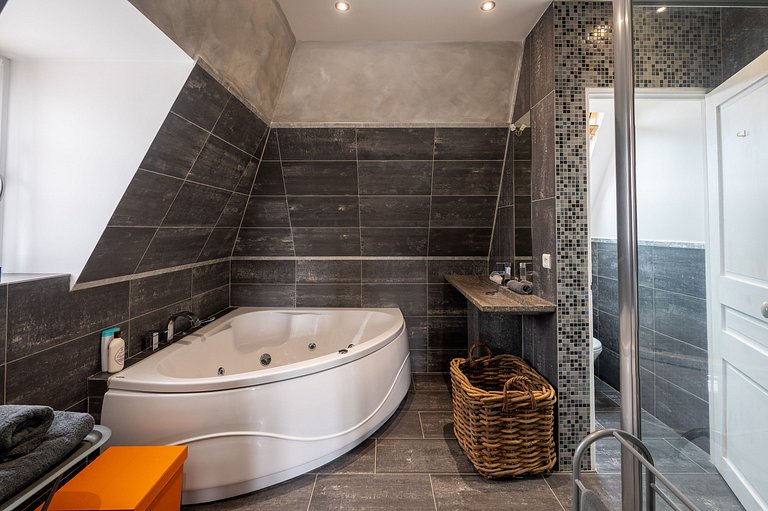 Nor014 - Elegant Deauville Home with Garden