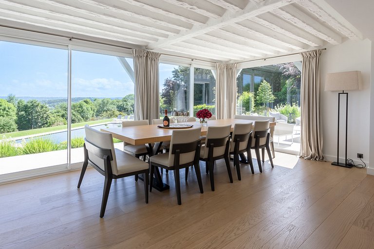 Nor008 - Exceptional Norman Property with View