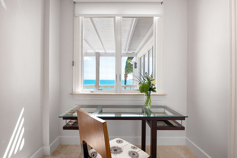 Tci012 – Oceanview villa with pool in Long Bay