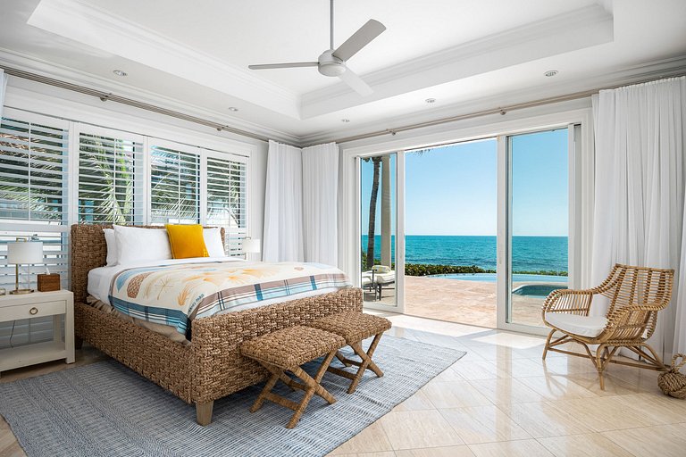 Tci012 – Oceanview villa with pool in Long Bay