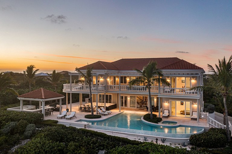 Tci012 – Oceanview villa with pool in Long Bay