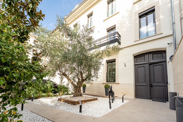 Idf007 - Mansion with pool in Neuilly sur Seine