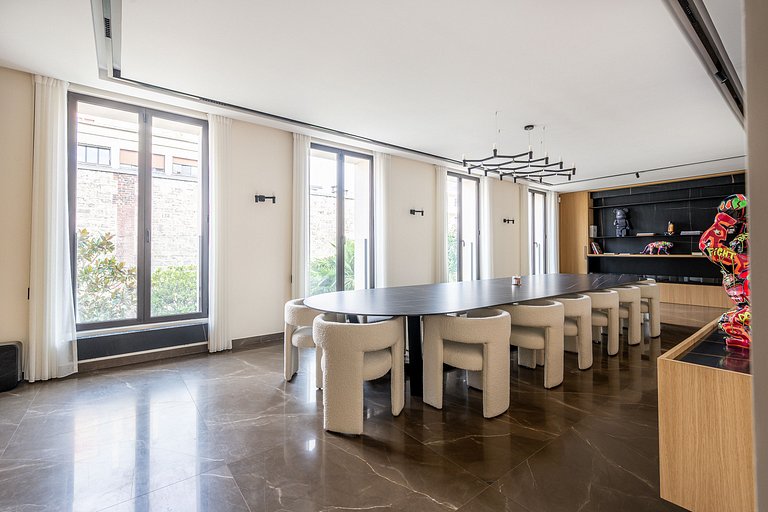 Idf007 - Mansion with pool in Neuilly sur Seine