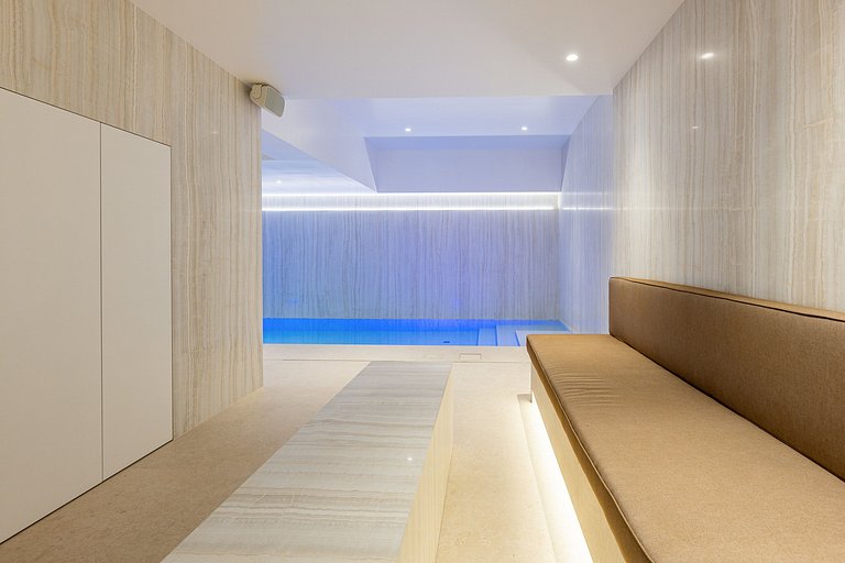 Idf007 - Mansion with pool in Neuilly sur Seine