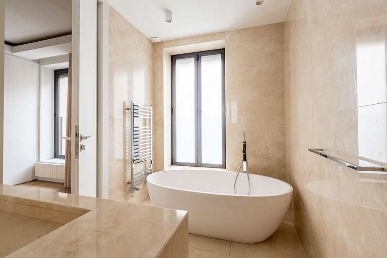 Idf007 - Mansion with pool in Neuilly sur Seine