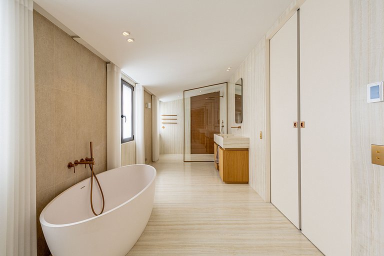 Idf007 - Mansion with pool in Neuilly sur Seine