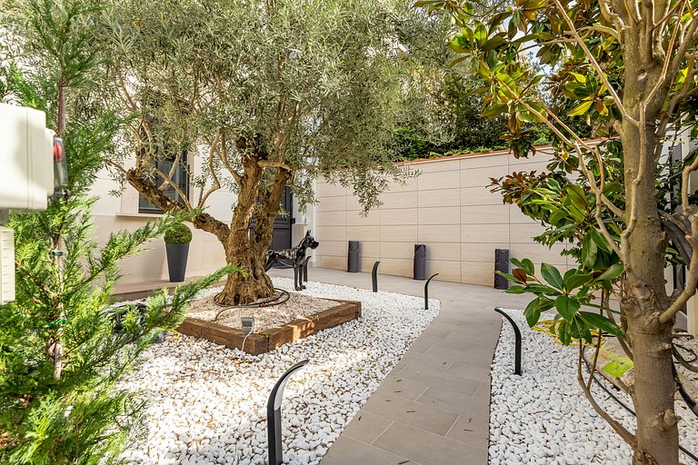 Idf007 - Mansion with pool in Neuilly sur Seine