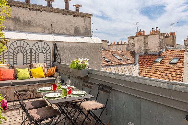 Par014 - Exceptional Penthouse in Saint-Germain