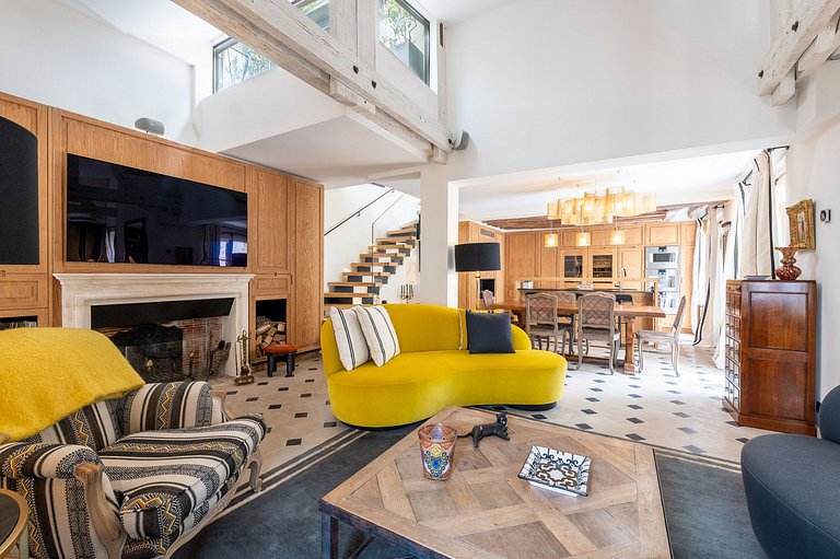 Par014 - Exceptional Penthouse in Saint-Germain