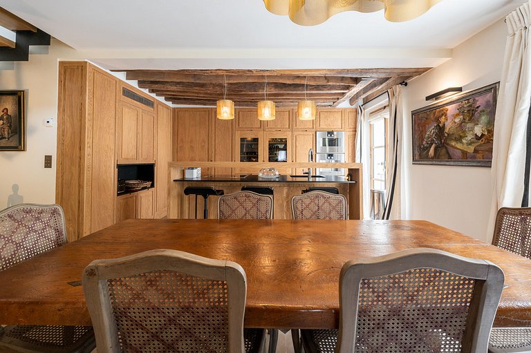 Par014 - Exceptional Penthouse in Saint-Germain