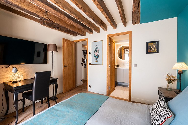 Par014 - Exceptional Penthouse in Saint-Germain