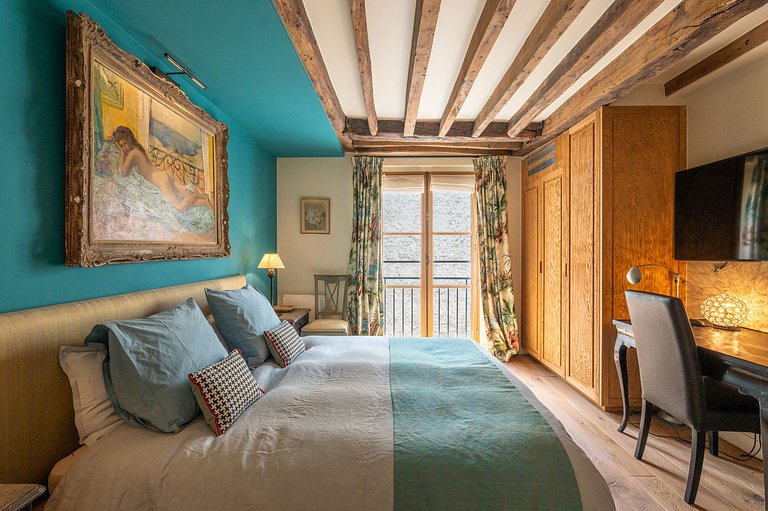 Par014 - Exceptional Penthouse in Saint-Germain