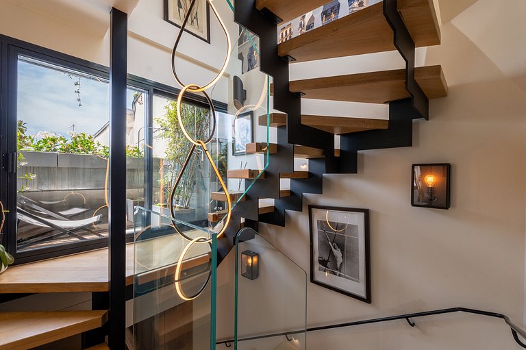 Par014 - Exceptional Penthouse in Saint-Germain