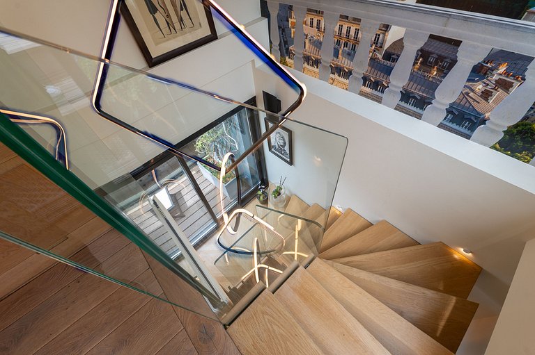 Par014 - Exceptional Penthouse in Saint-Germain