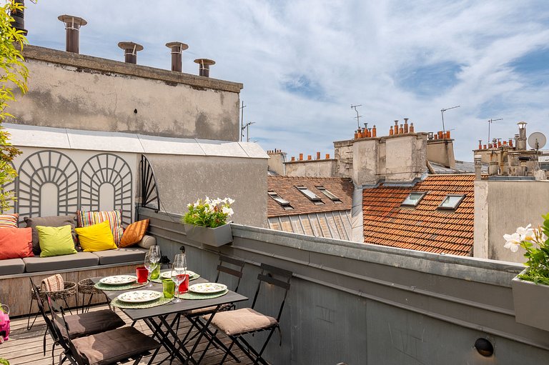 Par014 - Exceptional Penthouse in Saint-Germain