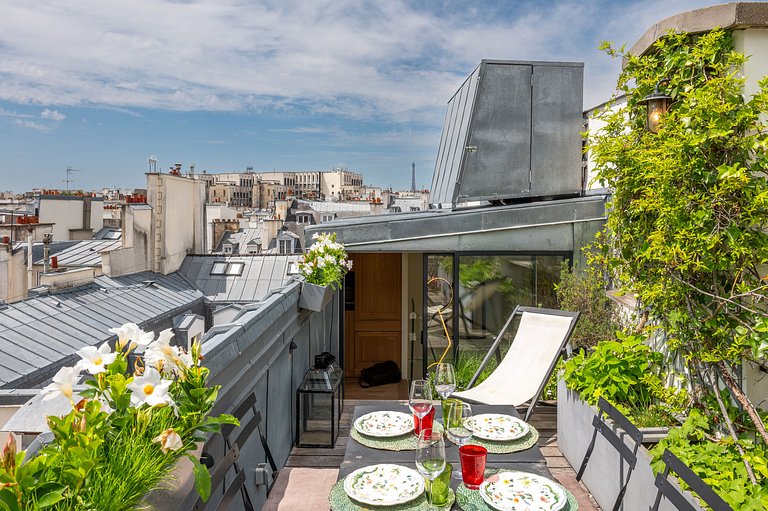 Par014 - Exceptional Penthouse in Saint-Germain