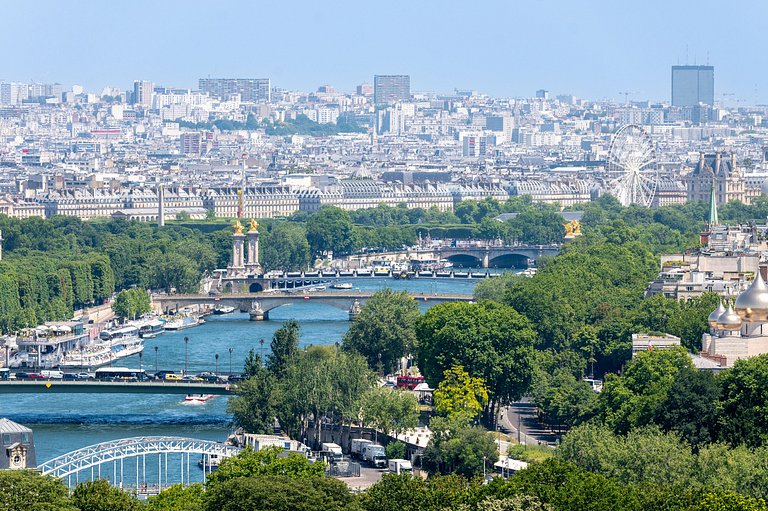 Par017 - Cobertura deslumbrante em Paris