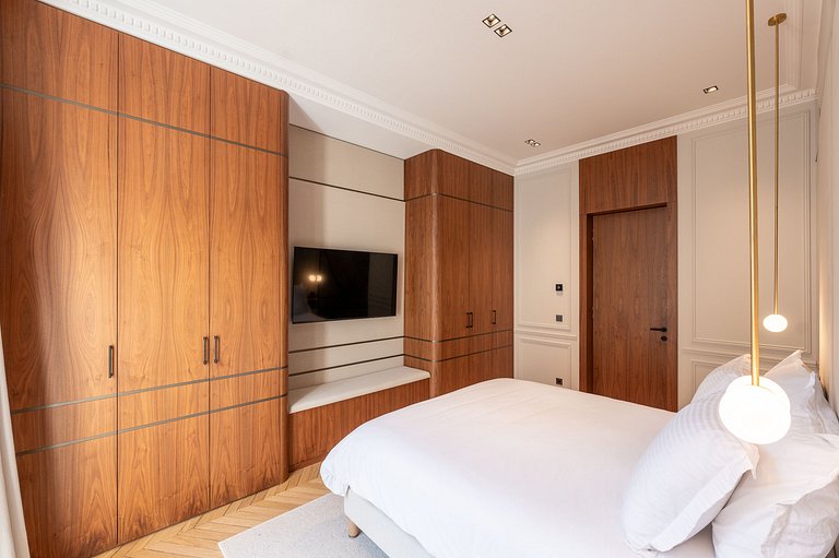Par040 - Apartamento Haussmanniano em Paris