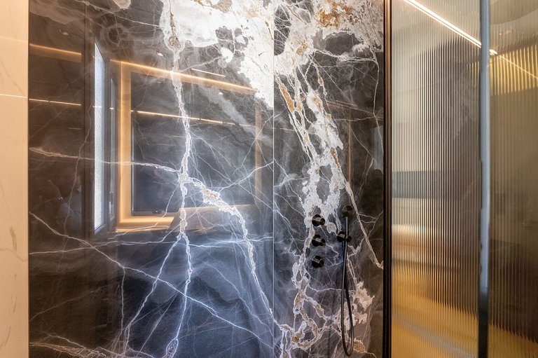 Par040 - Apartamento Haussmanniano em Paris