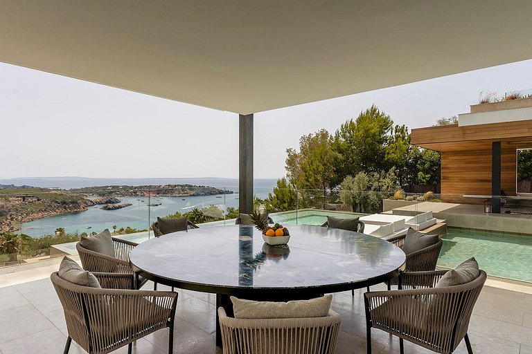 Ibi011 - Exquisite Luxury Villa in Ibiza