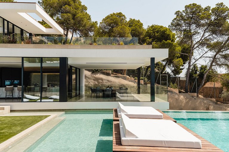Ibi011 - Exquisite Luxury Villa in Ibiza